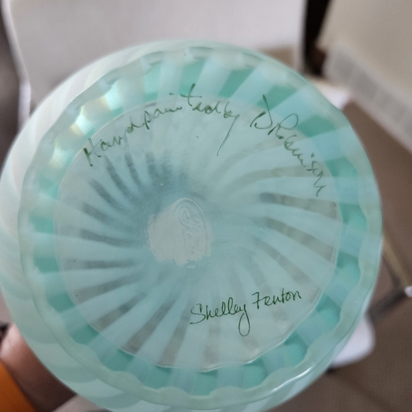 Fenton Sea Mist Green Decanter With Stopper Hand Painted Signed Rare Vtg - Picture 13 of 14